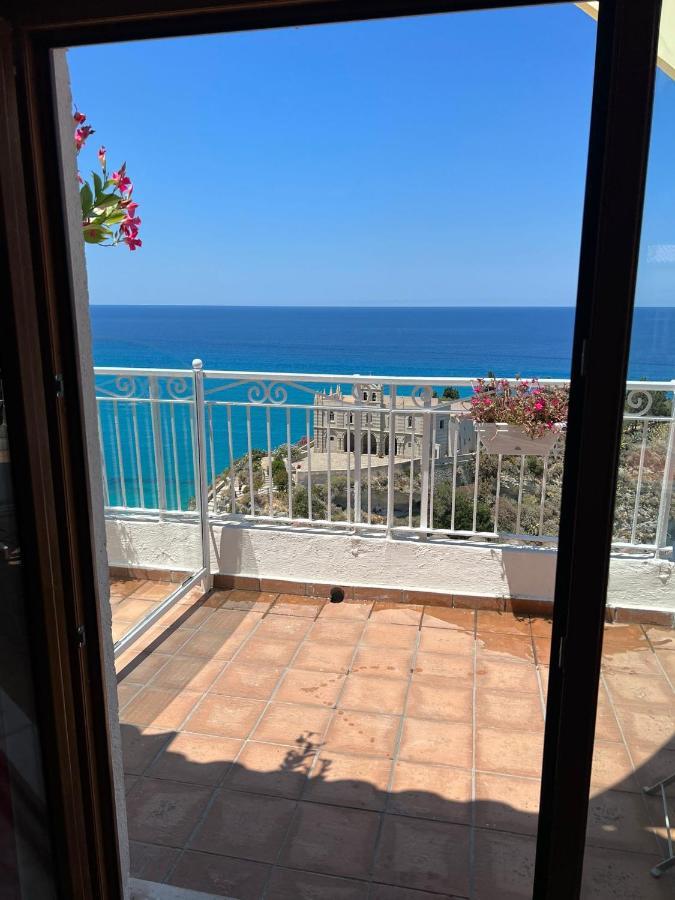 Lady White Hotel Tropea Eksteriør billede